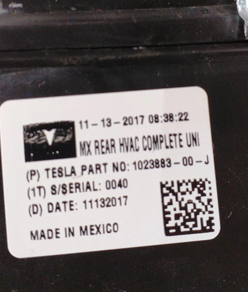 14 Задня пічка в зборі Tesla model X 1023883-00-J
