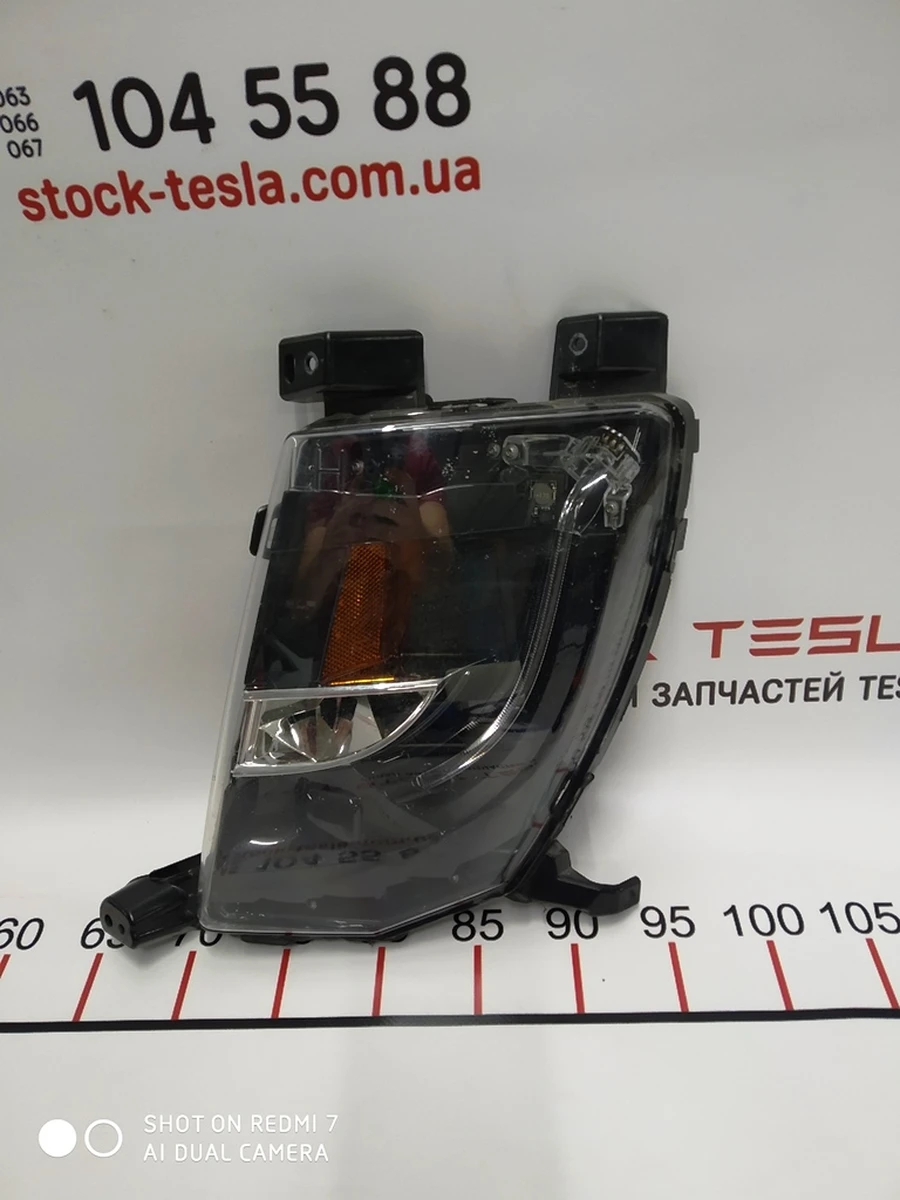 1 Фара противотуманная левая (пустая) (USA) Tesla model S, model S REST 1024016-00-C
