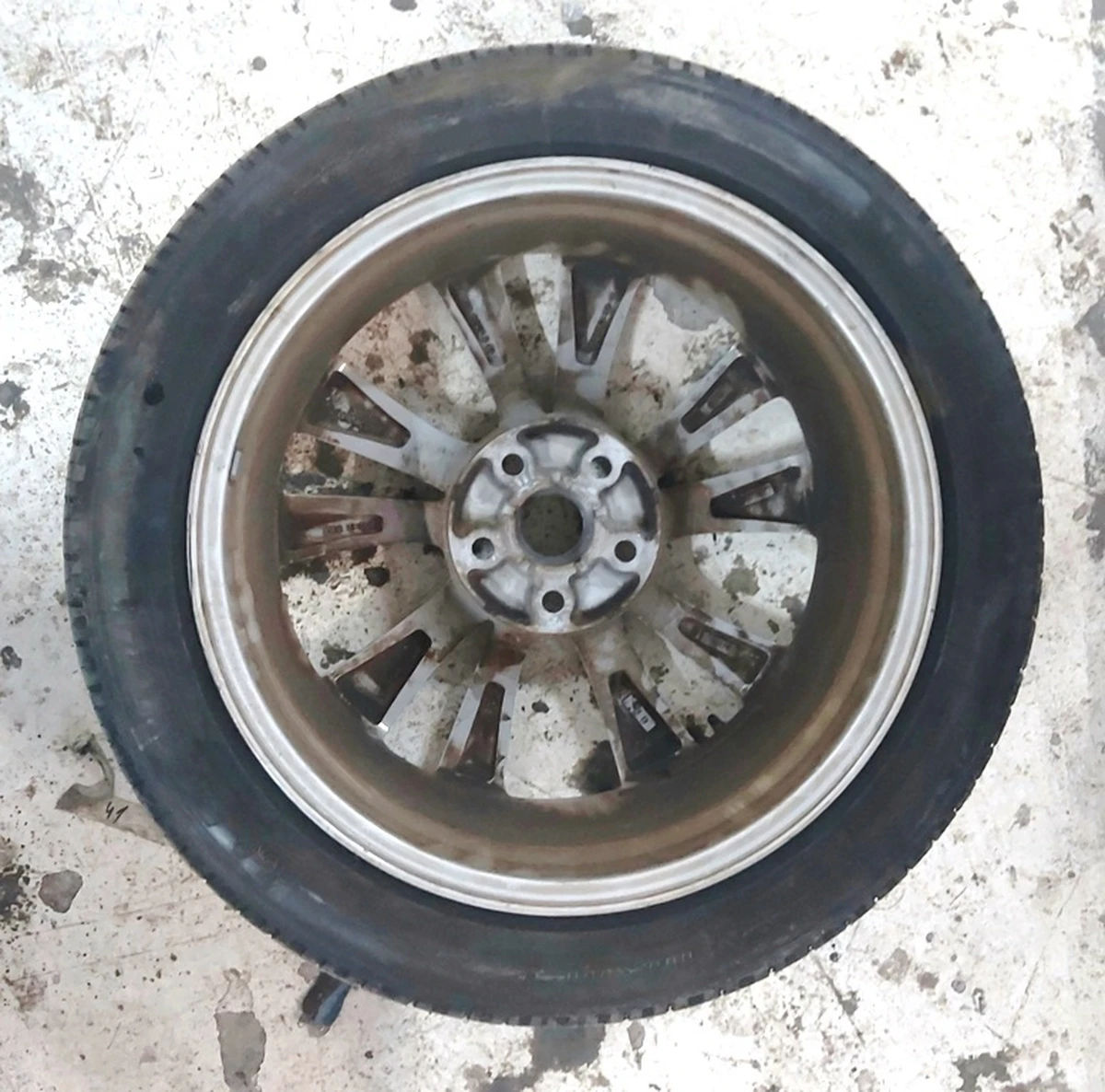 2 Wheel assembly (rim 19 * 8.0J tire Michelin Primacy 245/45 R19 TPMS sensor protector 6,37 mm) Tesla model S 1054045-00-D