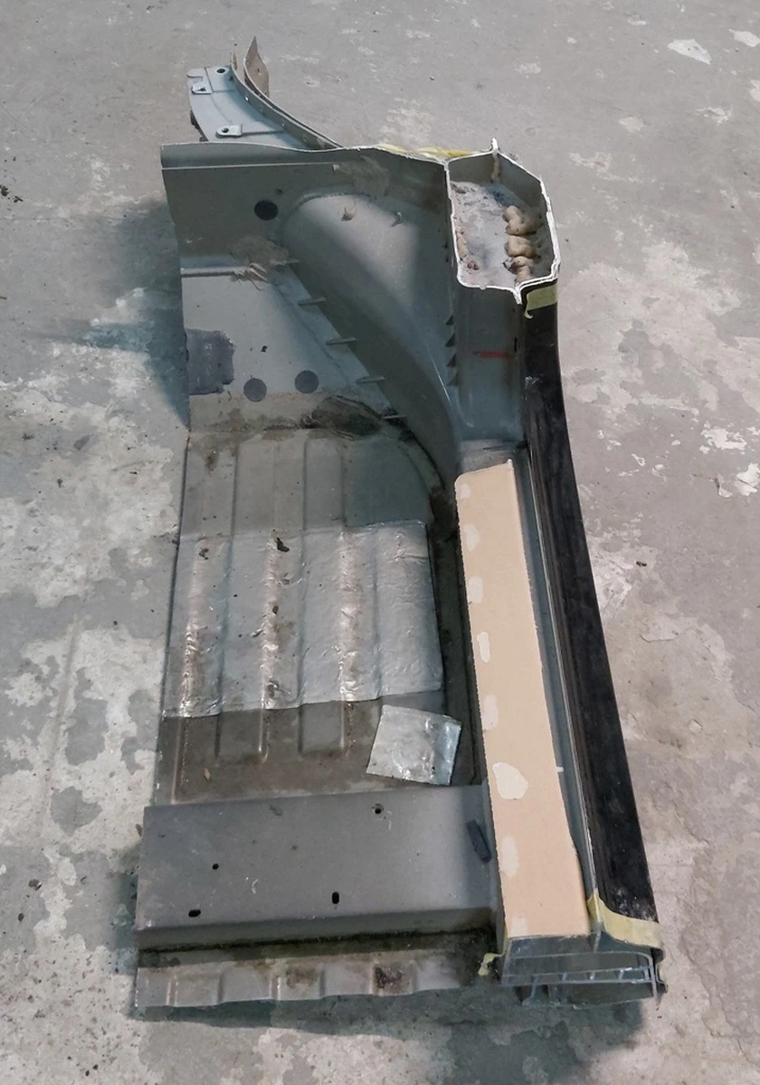 Чверть передня права стійка А (нижня частина) з частиною порога та гніздом лонжерону Tesla model S REST 1024198-S0-B