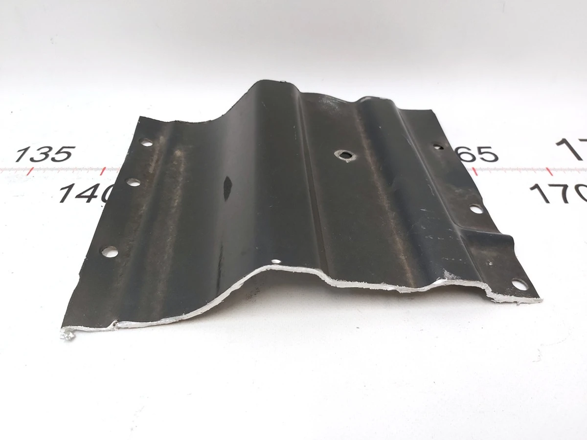 7 Quarter front left door sill (fragment) outer part (panel) Tesla Model S, Model S REST 1024199-S0-B