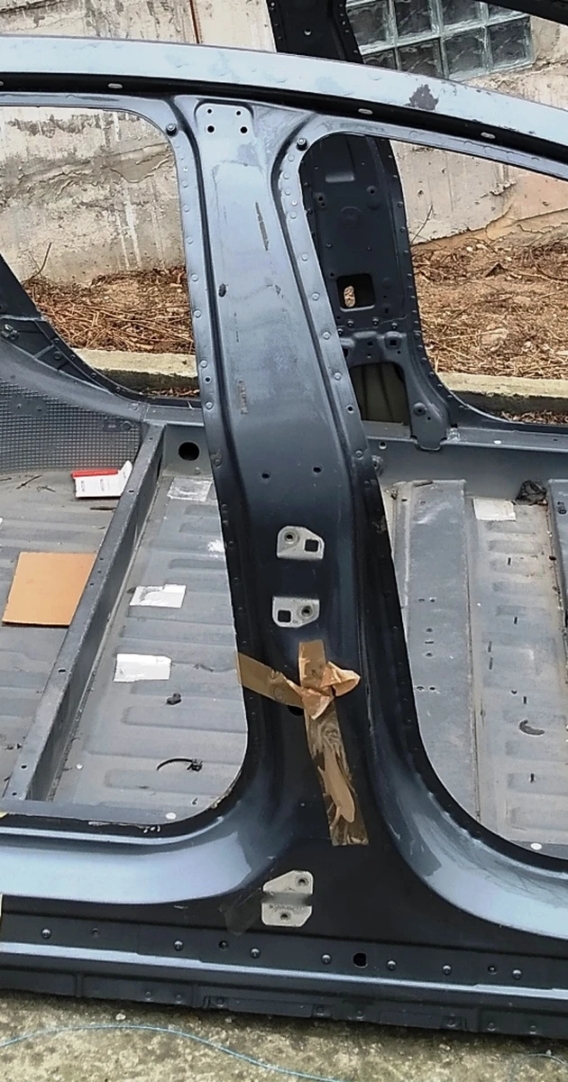 8 Кузовная панель правой стойки B (средней) в сборе (наруж   сред   внутр части) Tesla model S, model S REST 1024205-S0-B