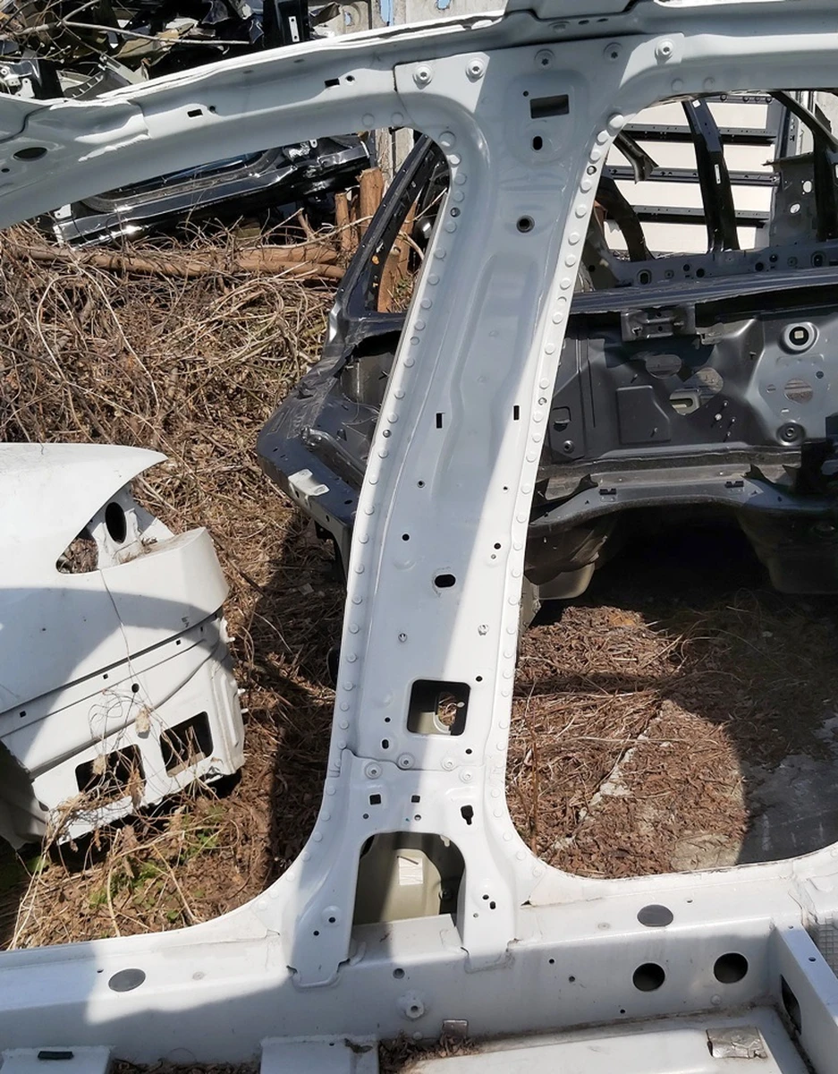 8 Кузовная панель правой стойки B (средней) PBCW Tesla model S, model S REST 1024205-S0-B