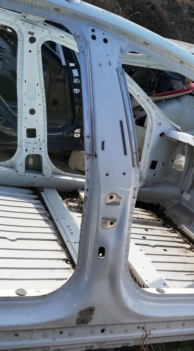 8 Кузовная панель правой стойки B (средней) PBCW Tesla model S, model S REST 1024205-S0-B