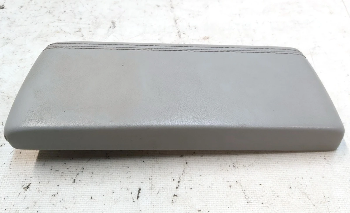 13 ASY, ARMREST PAD, SET, PVC GRAY right Tesla model S, model S REST, model X 1046444-09-D