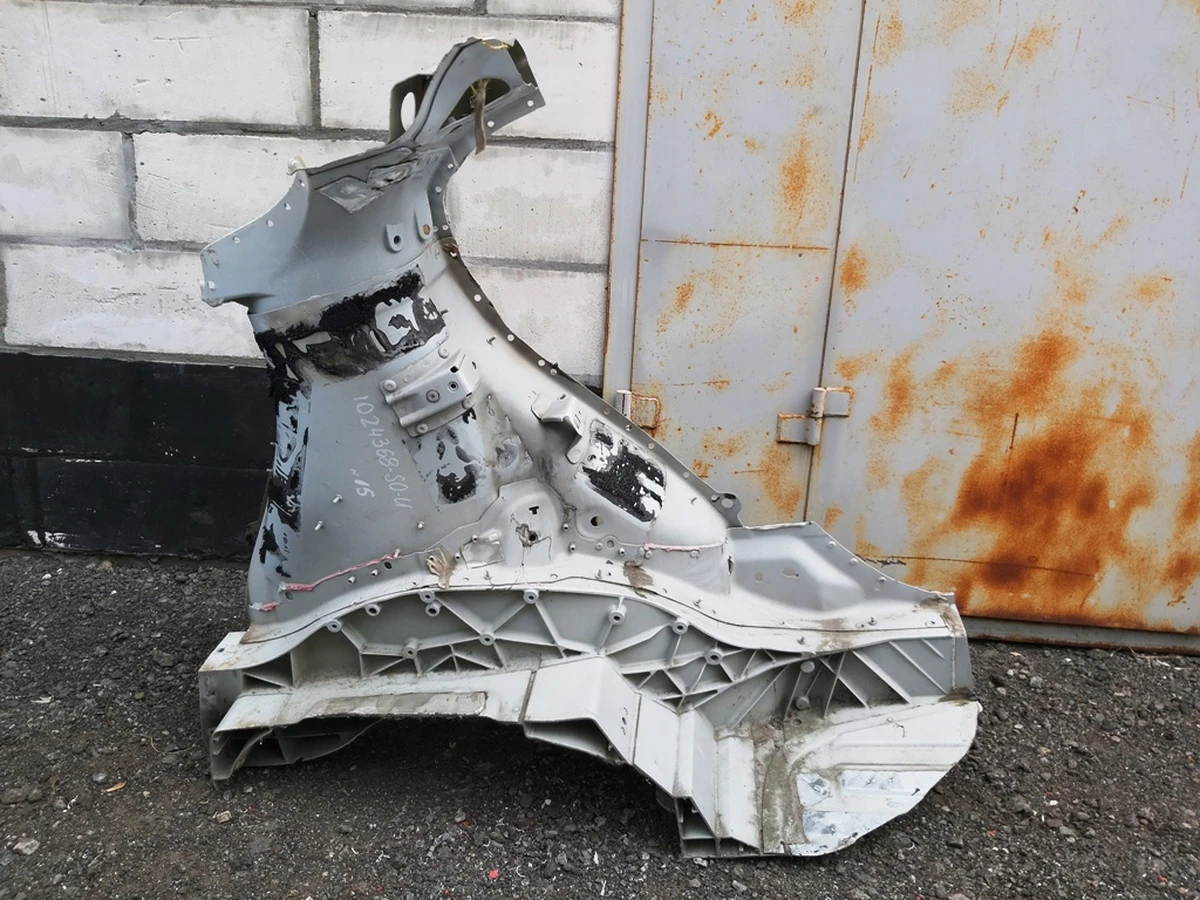 21 Rear left quarter cup inner part RWD Tesla model S REST 1024368-S0-A