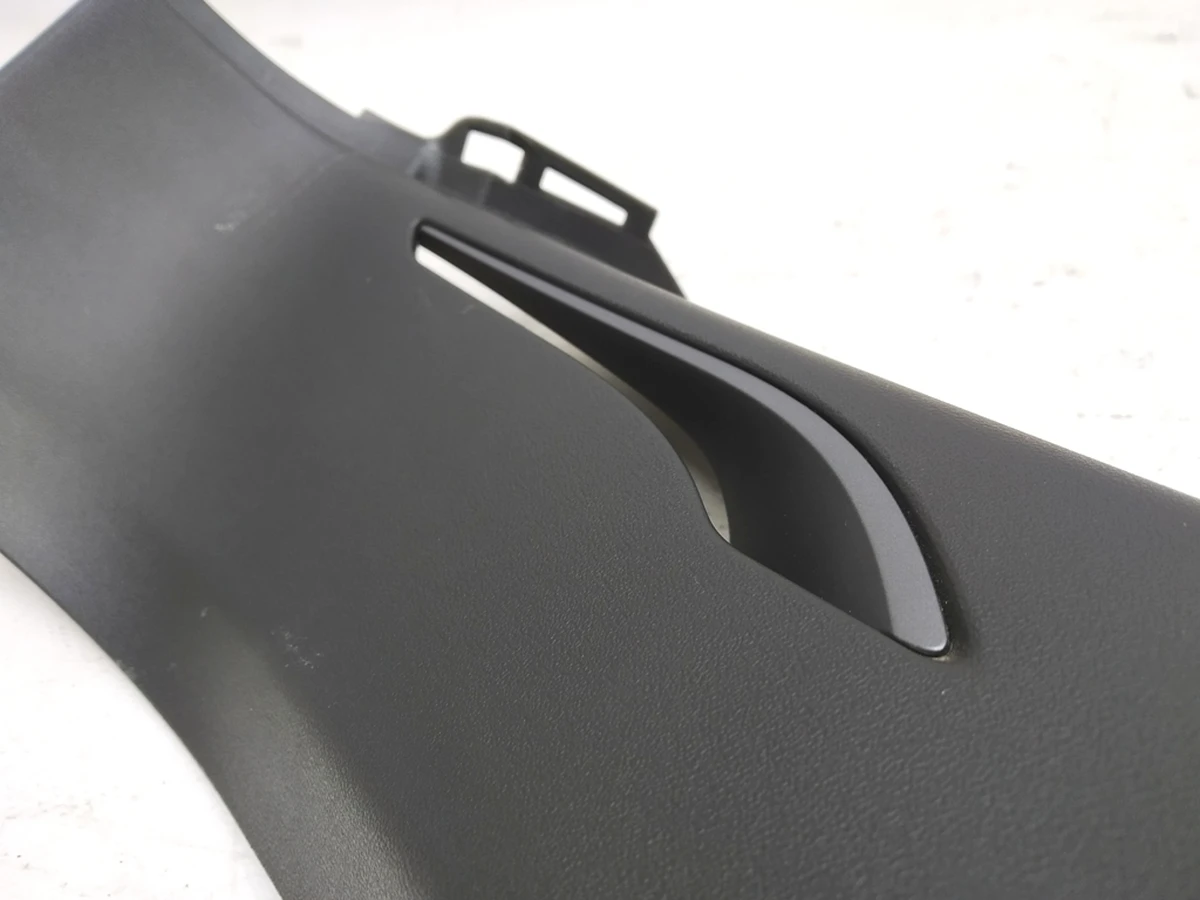 20 Накладка ременя безпеки стійки З лівою GRAPHITE Tesla model S REST 1024730-00-C