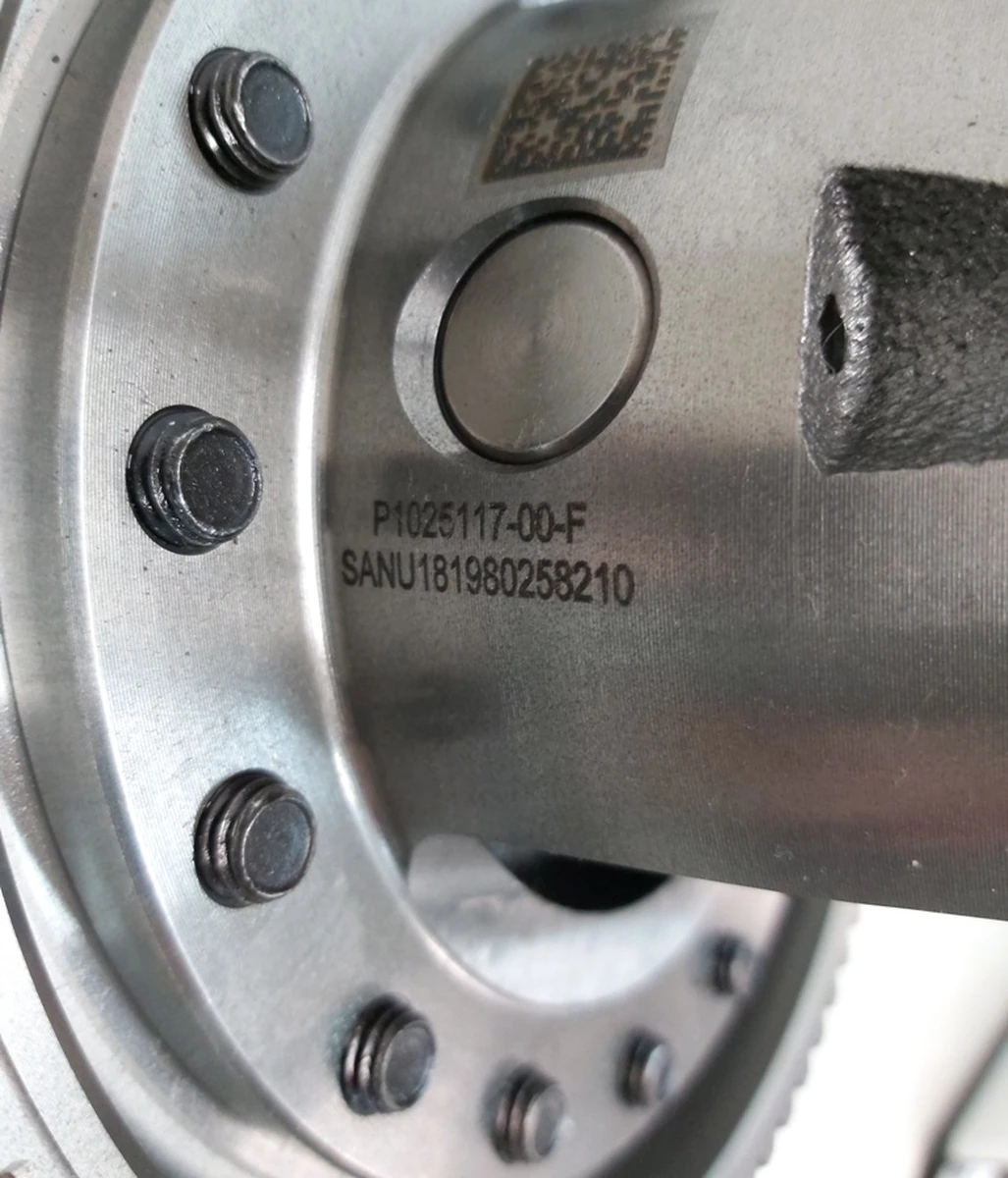 1 Диференціал в зборі з нижнім і верхнім підшипником Tesla model X 1025117-00-F