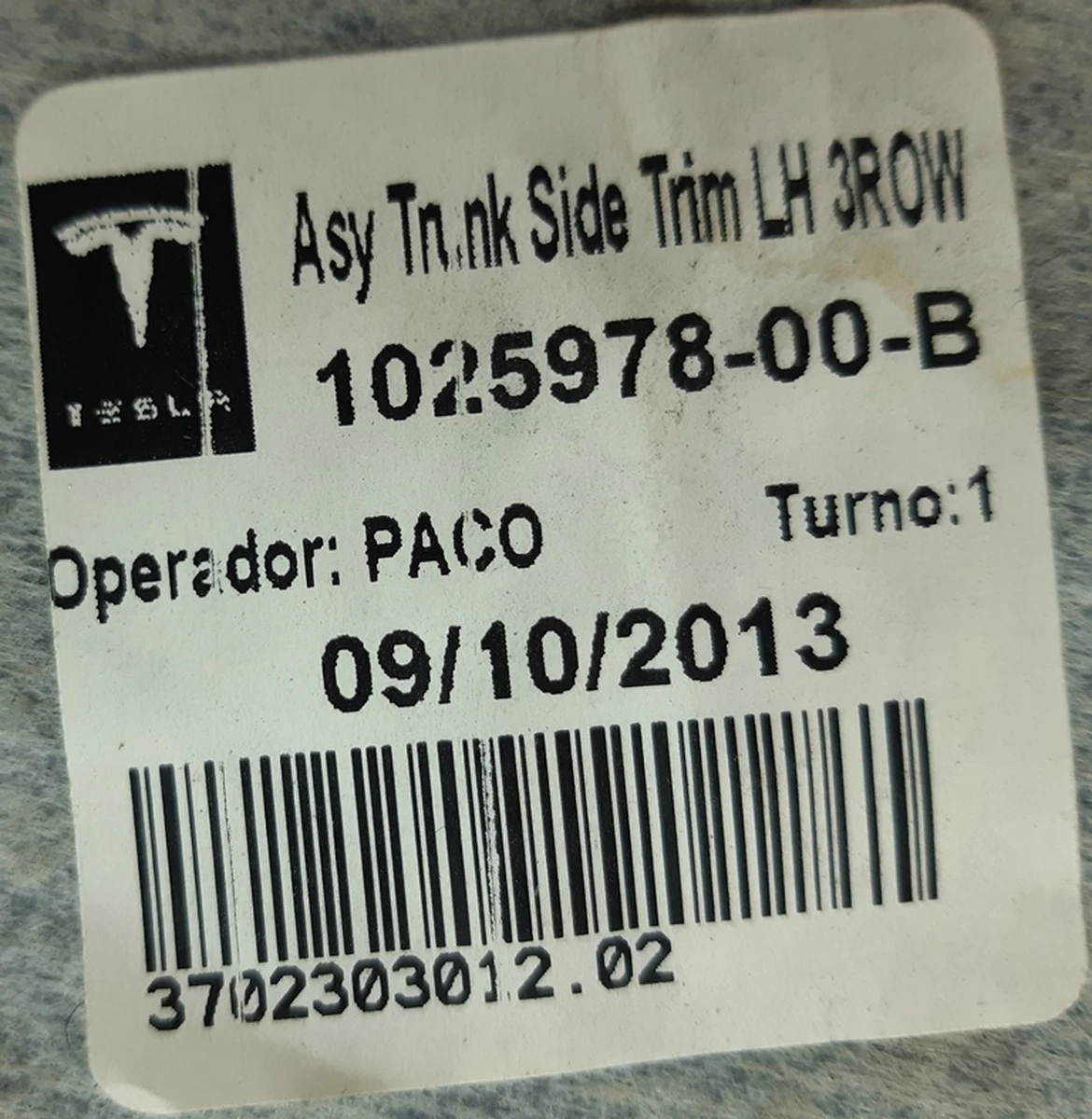 2 ASY - TRUNK SIDE TRIM LH, NO LAMP Tesla model S, model S REST 1025978-00-C 