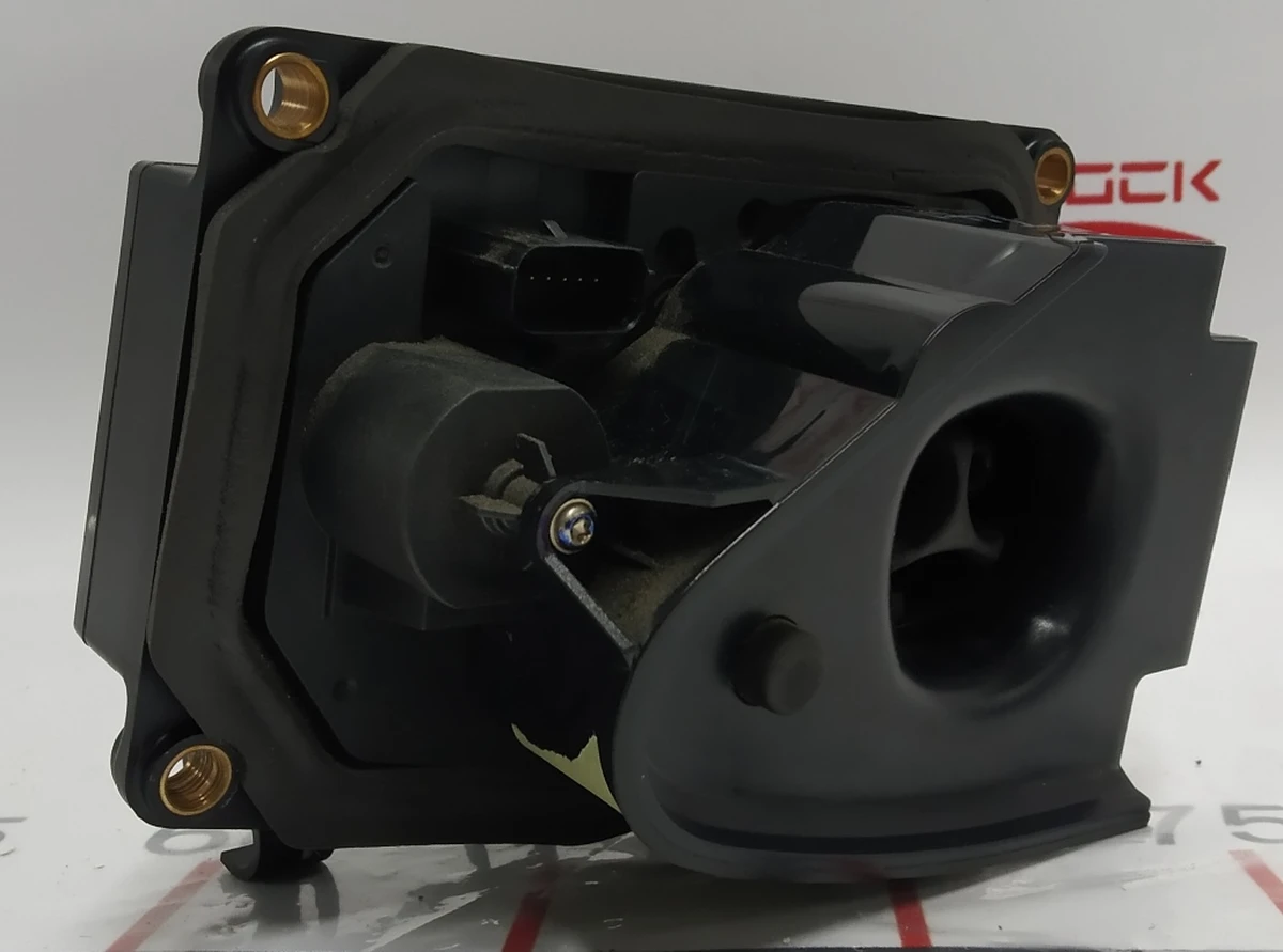 1 Порт зарядки (под электрический привод) GEN2 Tesla model S, model S REST, model X 1026041-00-R