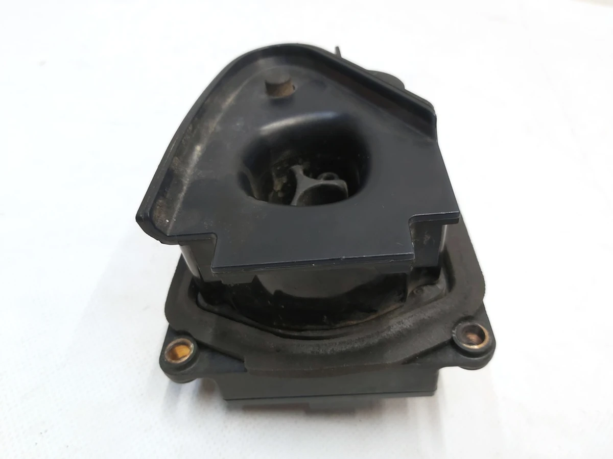 1 Порт зарядки (під електричний привід) GEN2 Tesla model S, model S REST, model X 1026041-00-R