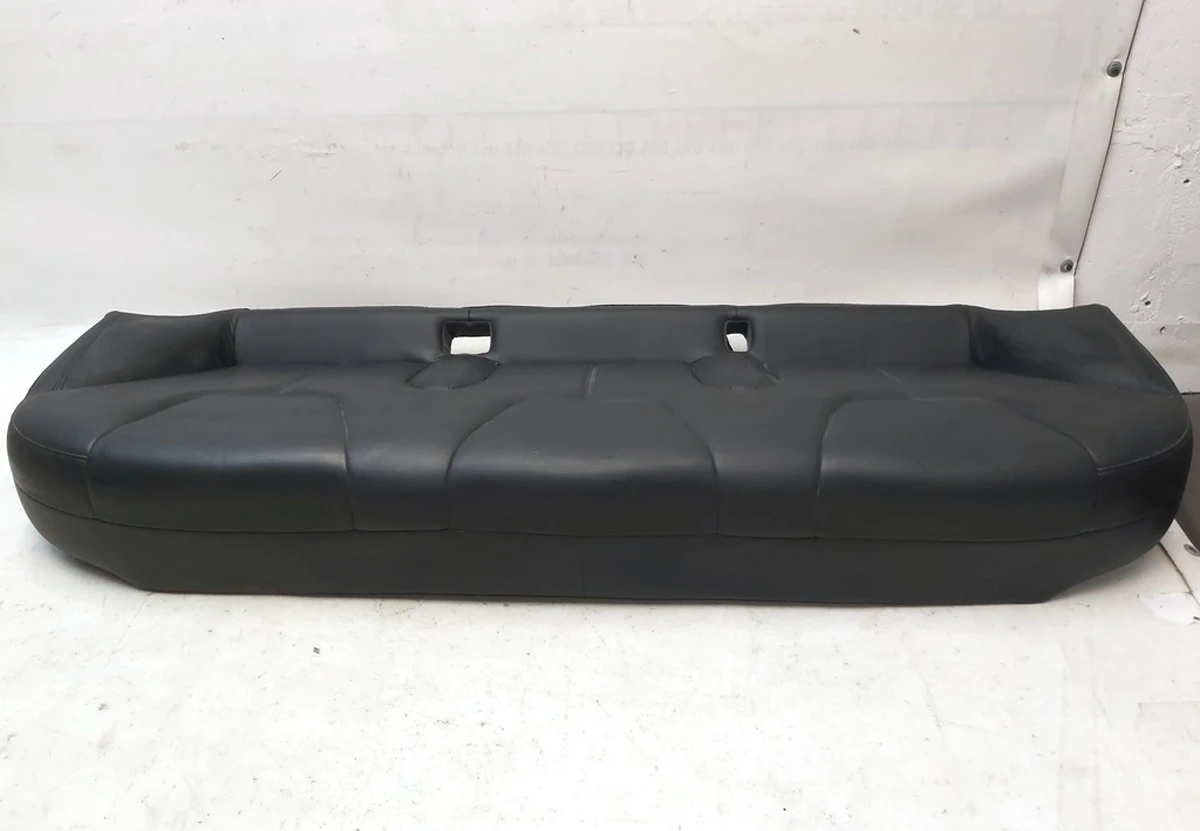 3 Диван второго ряда сидений (без подогрева) BASE BLK с повреждением Tesla model S, model S REST 1030569-01-B