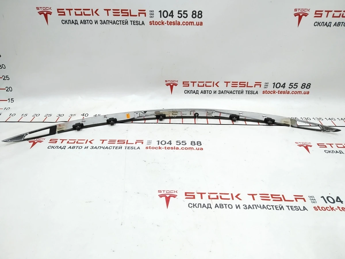 10 Накладка TESLA кришки багажника хром (з літерами) Tesla model S