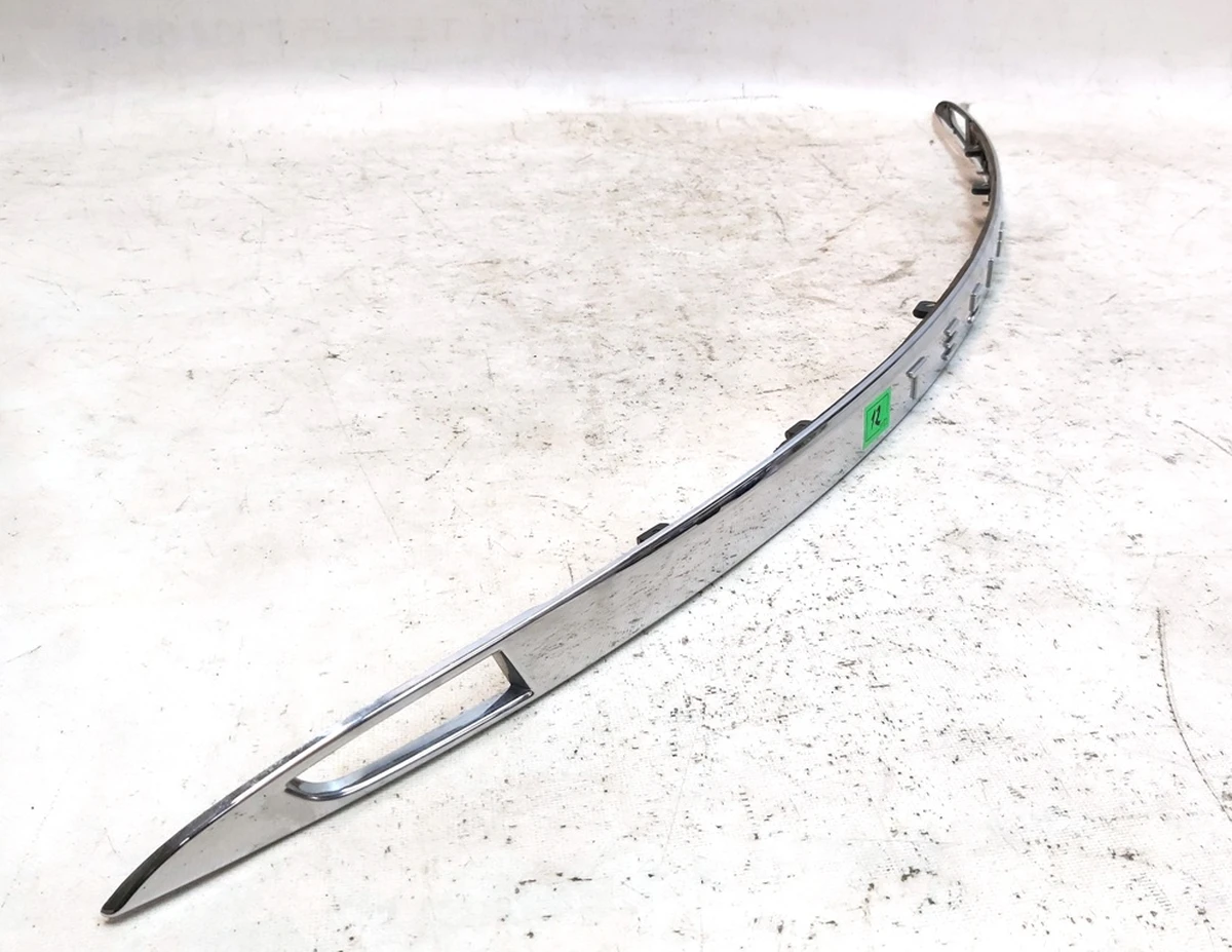 10 Накладка TESLA кришки багажника хром (з літерами) з пошкодженням Tesla model S, model S REST 1026649-00-E