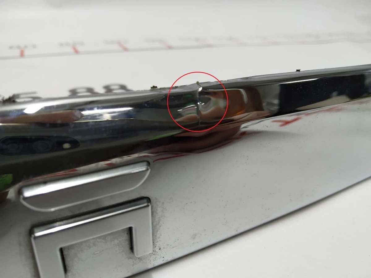 10 Накладка TESLA кришки багажника хром (з пошкодженням) Tesla model S, model S REST