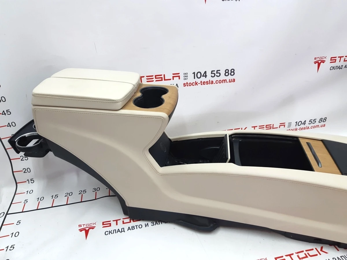 1 Center console assembly armrest beige leather cup holder wood (with damage, without decorative cup holders) Tesla model X 1026728-S0-E