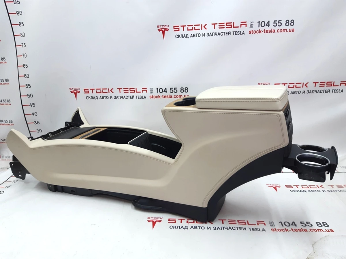 1 Center console assembly armrest beige leather cup holder textured wood Tesla model X, model S REST 1026728-S0-E
