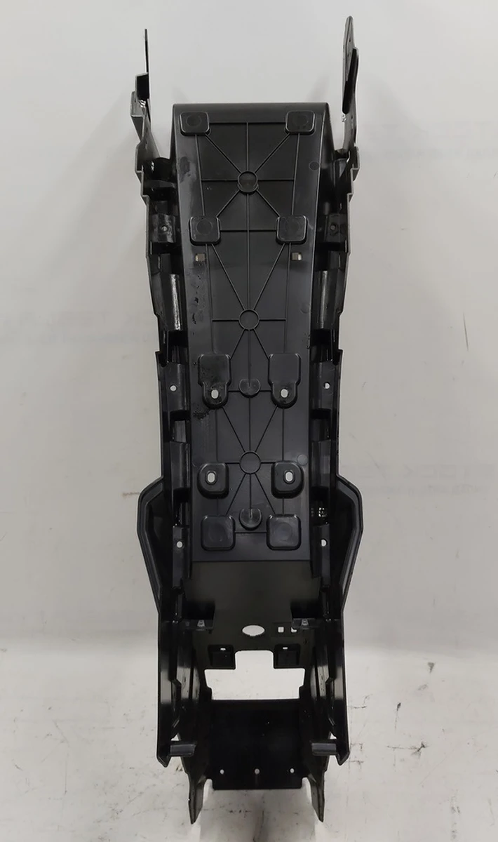 1 Каркас пластиковий центральної консолі Tesla model S 1010759-00-B