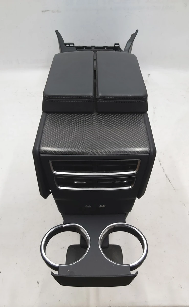 1 Центральная консоль в сборе подлокотник черная кожа подстаканник CARBON FIBER Tesla model X 1026728-S0-E