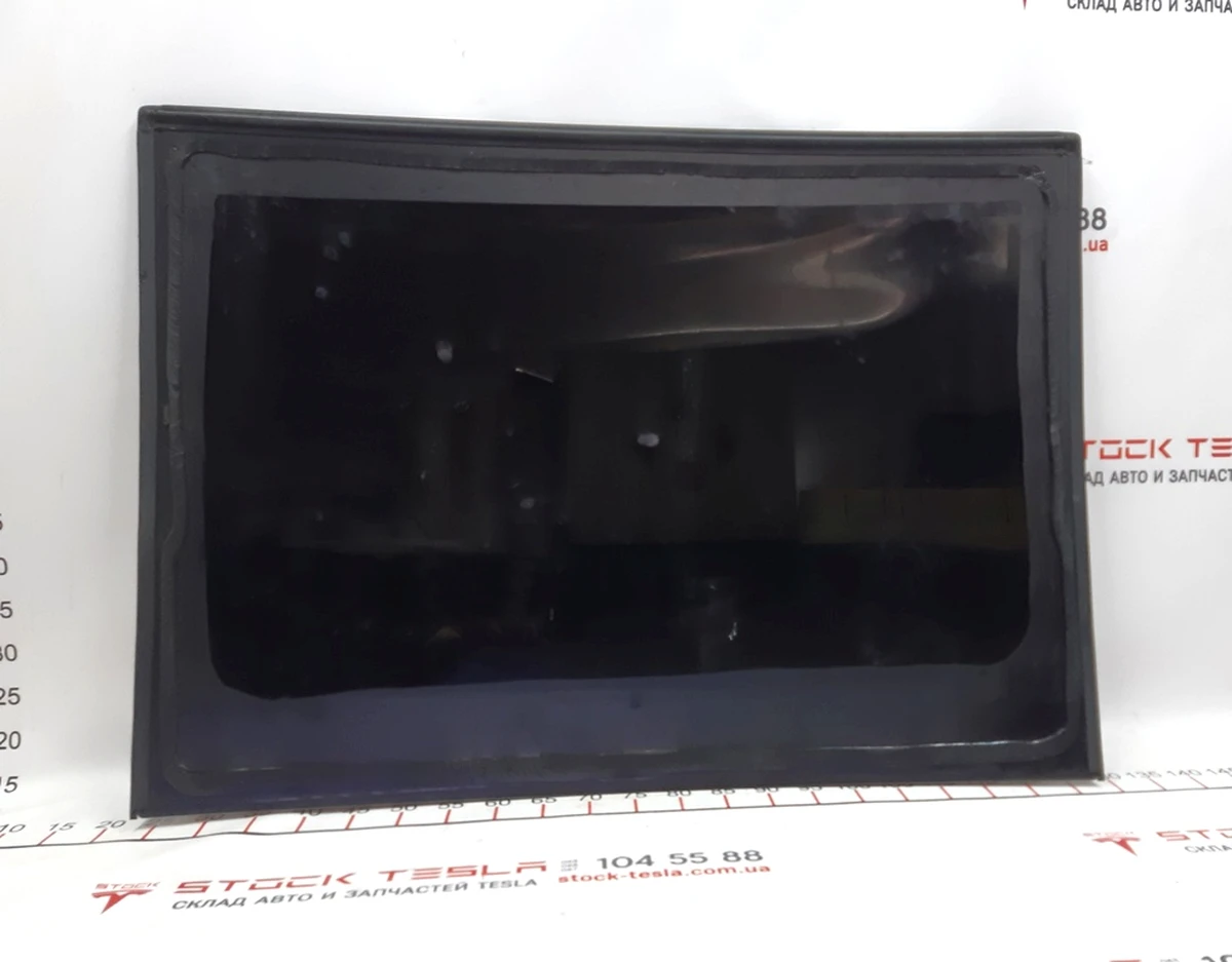 4 Скло панорами з пошкодженням Tesla model S 1026853-S0-B