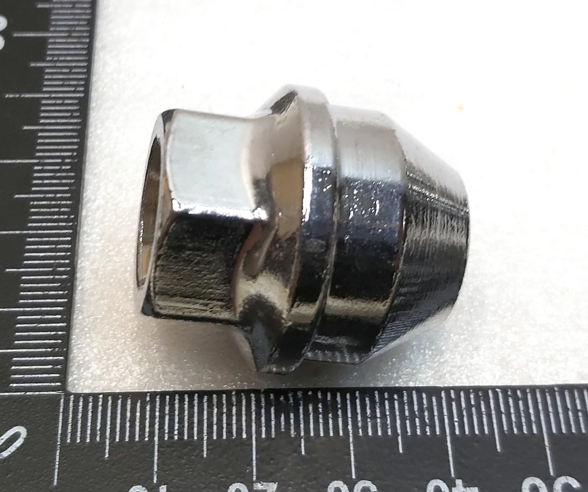 8 Комплект гаек колесных больших (20 шт) M14x1.5 PC10 21мм Tesla all models 1027002-00-B