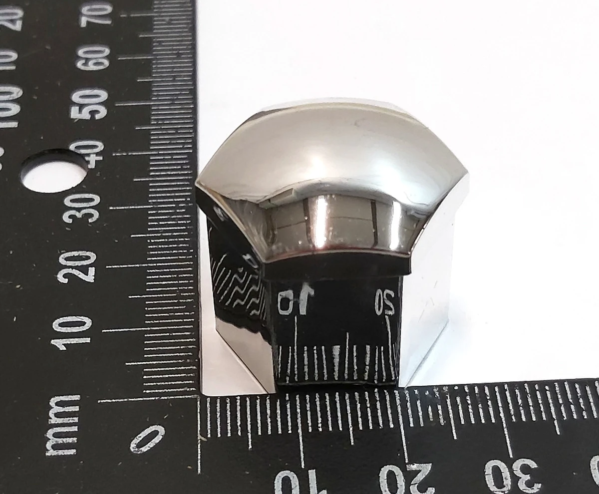 9 Ковпачок колісної гайки d19 SILVER Tesla all models 1027010