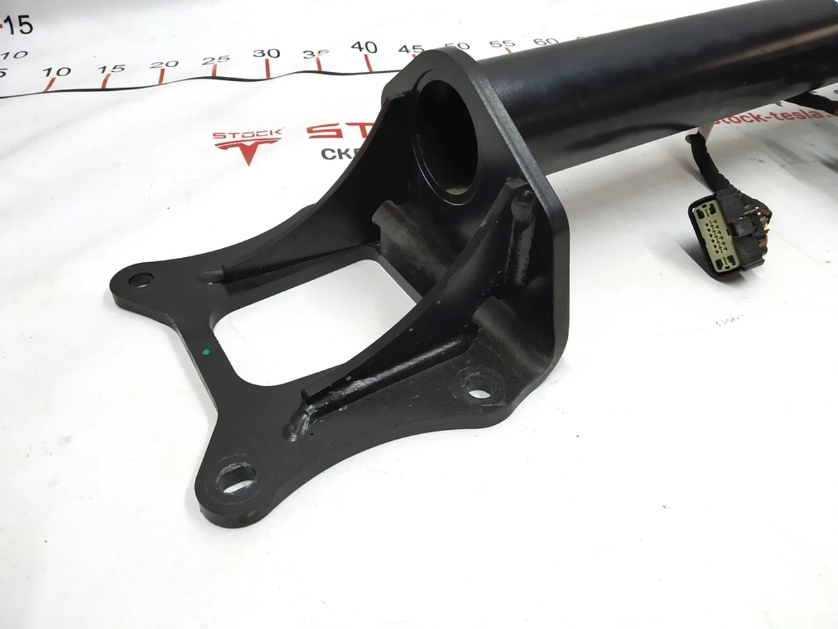 1 Причіпний пристрій Oris під фаркоп у зборі Tesla model X 1027581-00-F