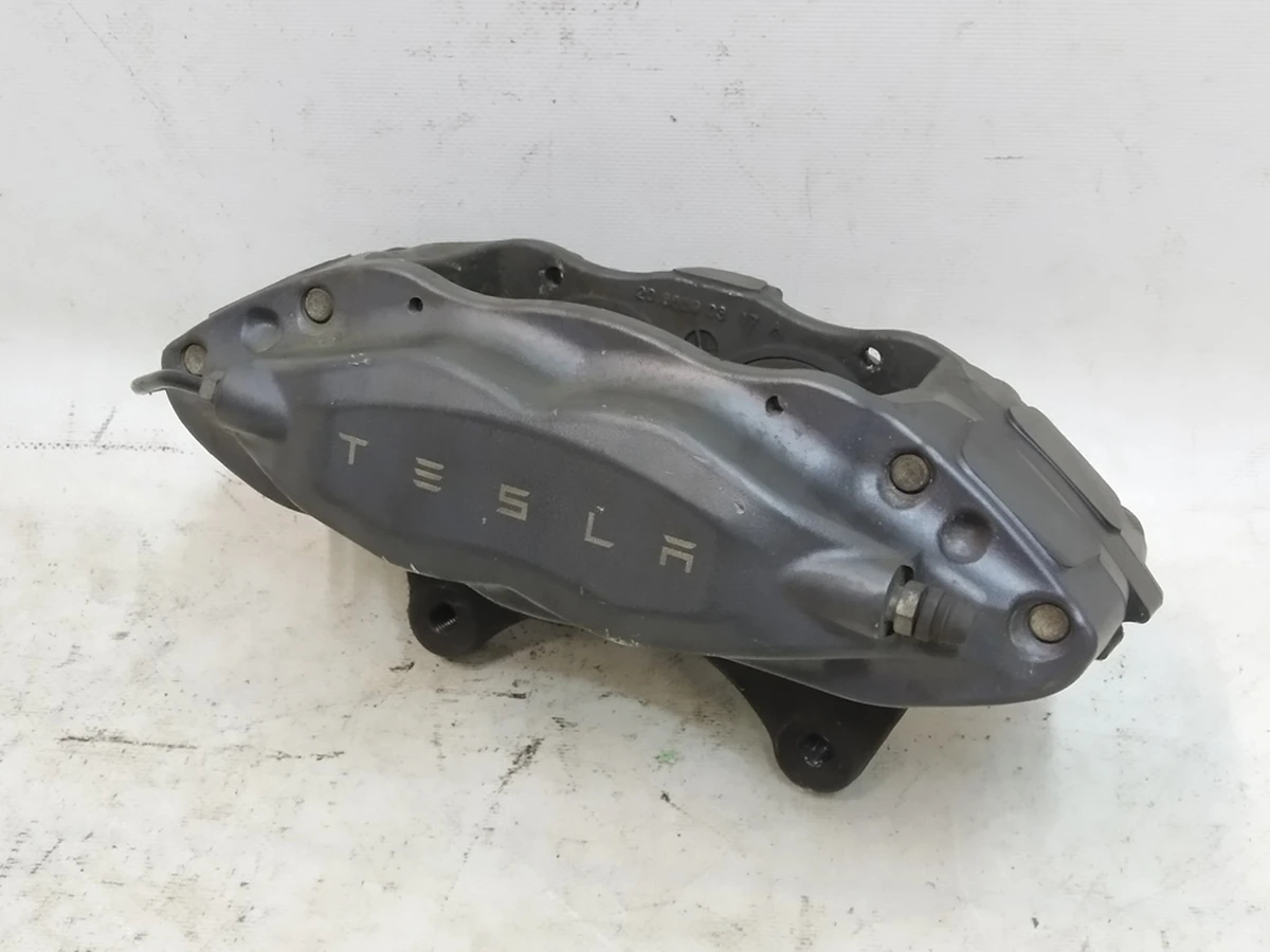 3 Супорт гальмівний передній правий BREMBO без гальмівних колодок Tesla Model S, Model S REST, Model X 1027622-00-A, 1007795-00-C