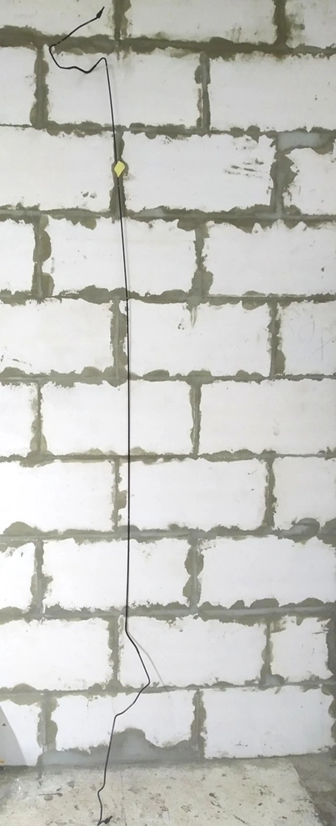 3 Гальмівна магістраль (ліва задня) з пошкодженням Tesla model X 1027713-00-D