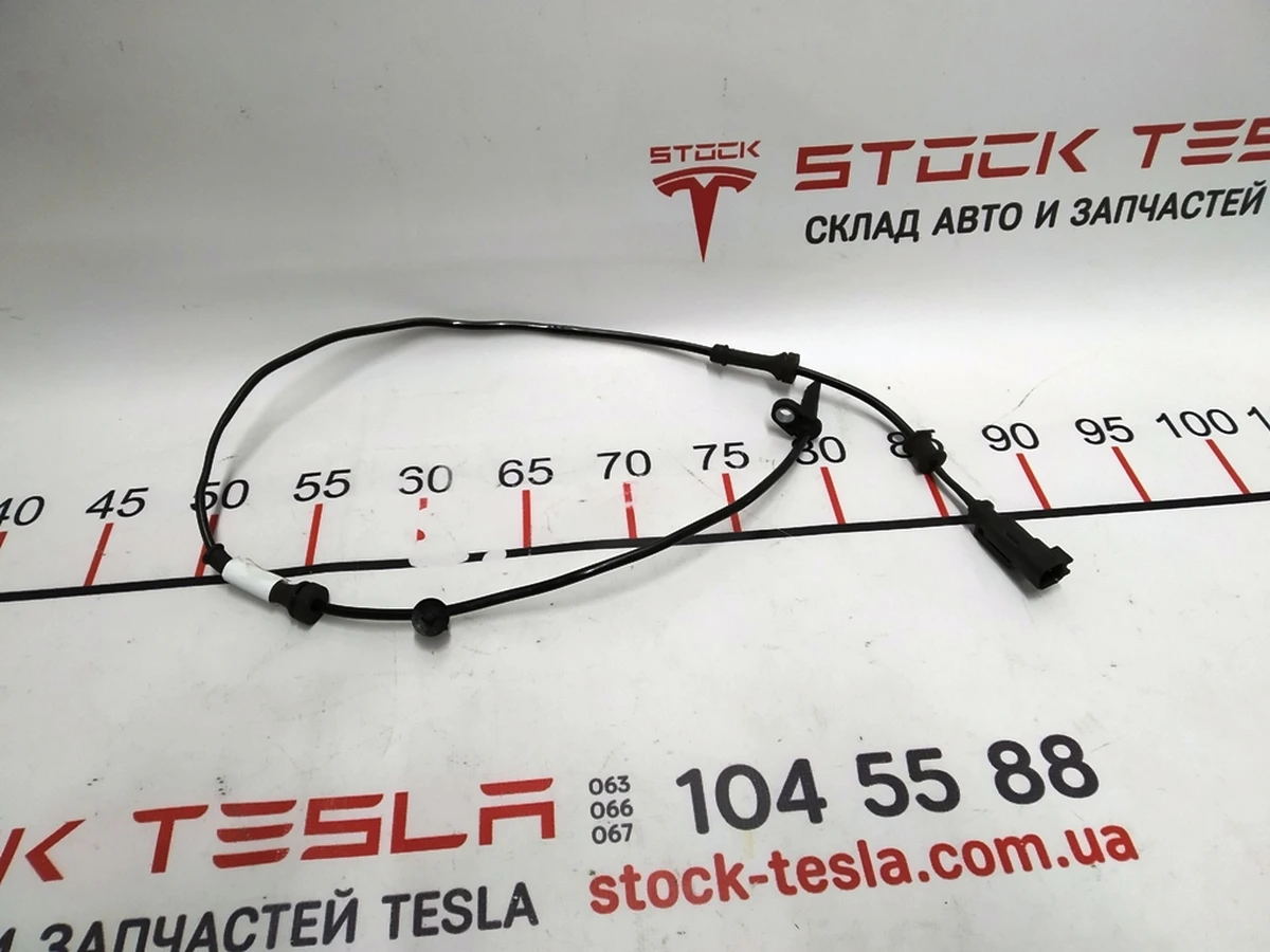 1 Датчик ABS передній лівий правий Tesla Model X 1521549-00-A