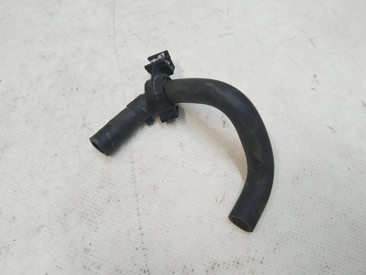 17 Патрубок (малый) фильтра компрессора пневмоподвески WABCO Tesla model X 1027931-00-C