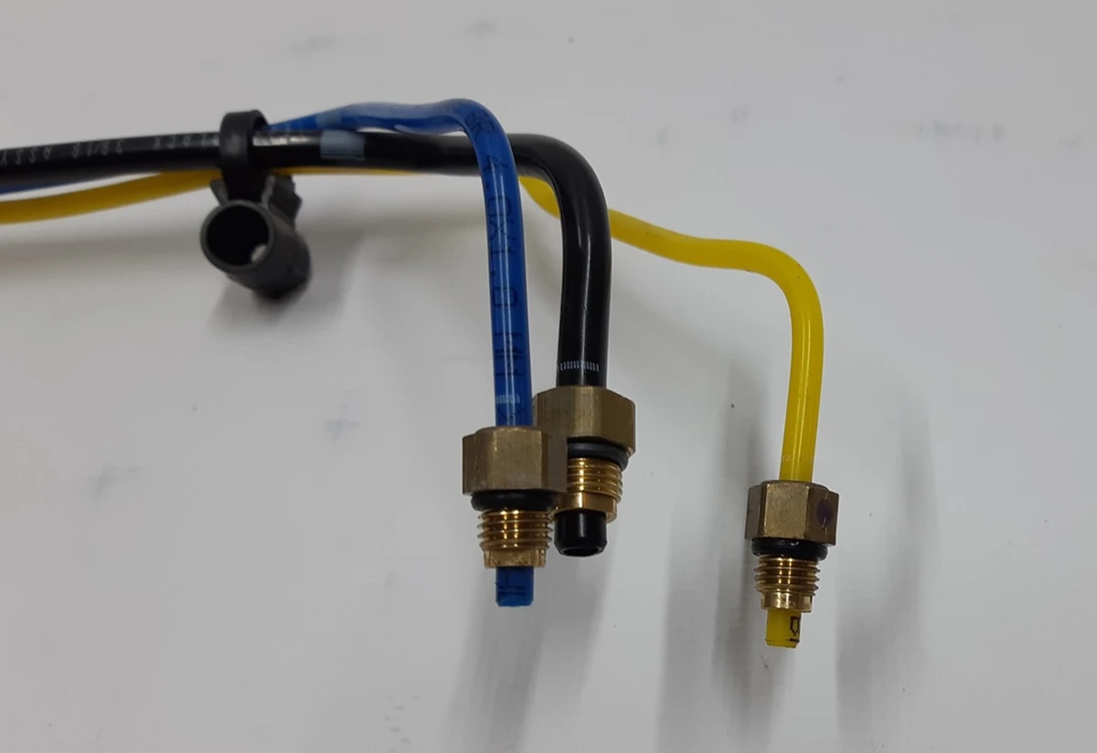 3 Пневмопровод компрессора в сборе Tesla model X 1027933-00-D