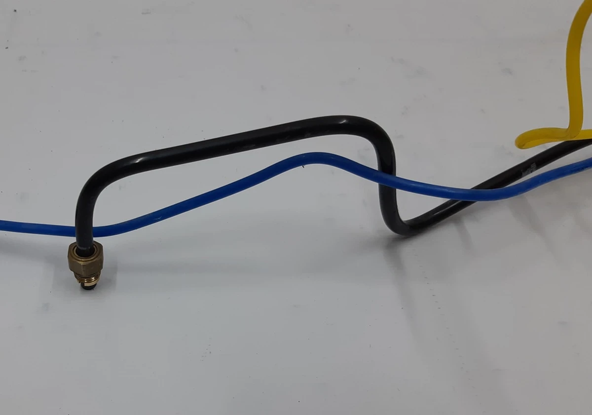 3 Пневмопровод компрессора в сборе Tesla model X 1027933-00-D