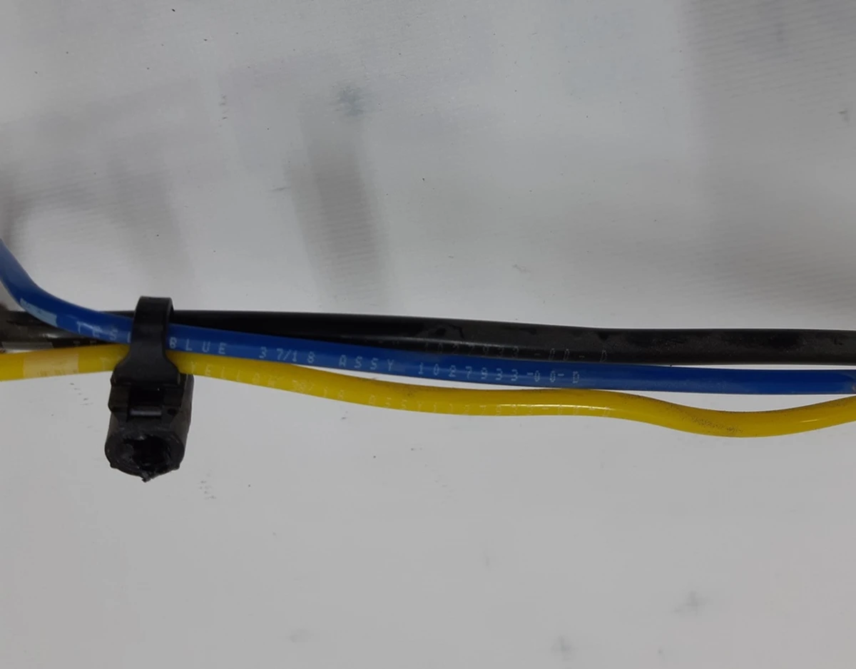 3 Пневмопровод компрессора в сборе Tesla model X 1027933-00-D