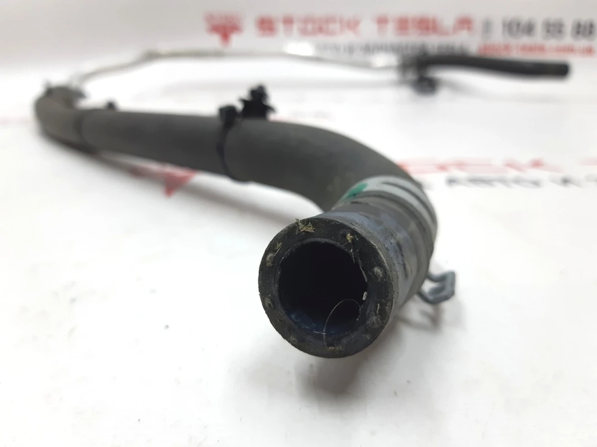 16 HOSE (BATT), PUMP TO DCDC ASSY Tesla model S 1028527-00-B