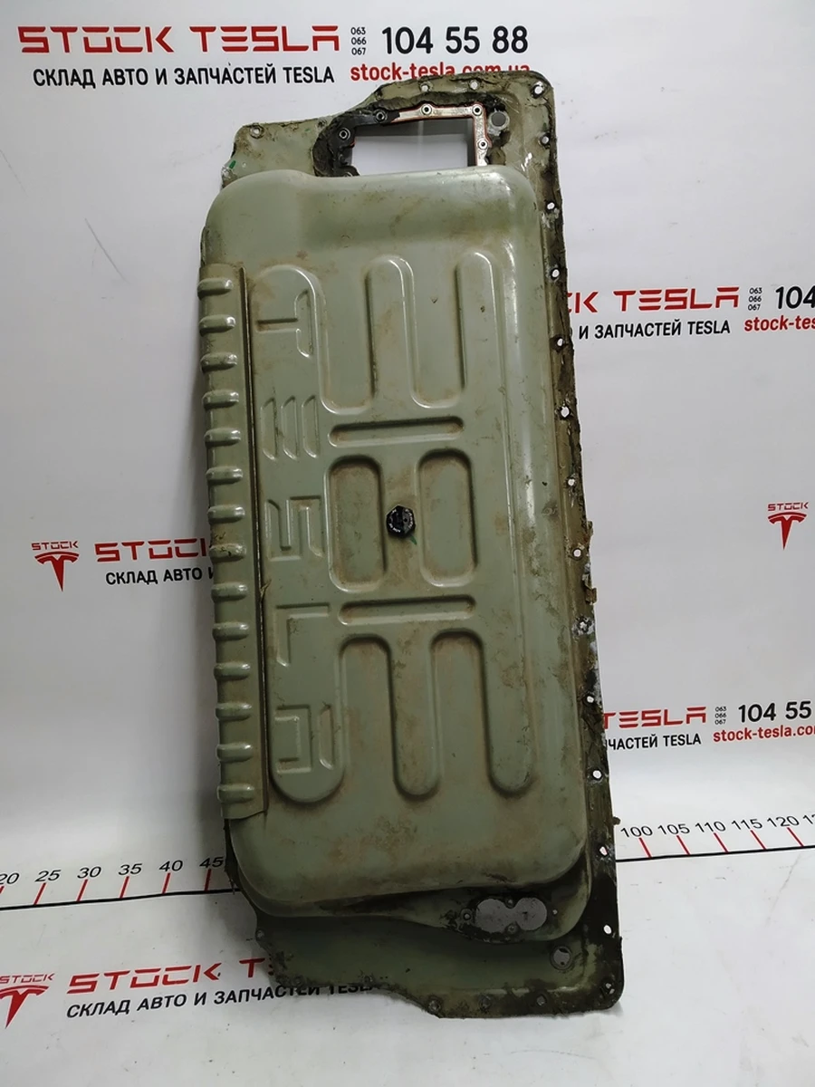 Пентхаус (каструля) корпусу основної батареї Tesla model S 1028600-00-N