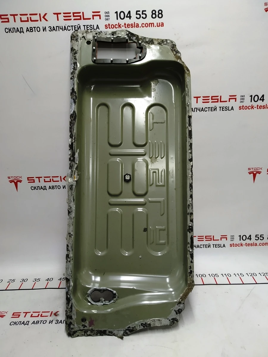 Пентхаус (каструля) корпусу основної батареї Tesla model S 1028600-00-N