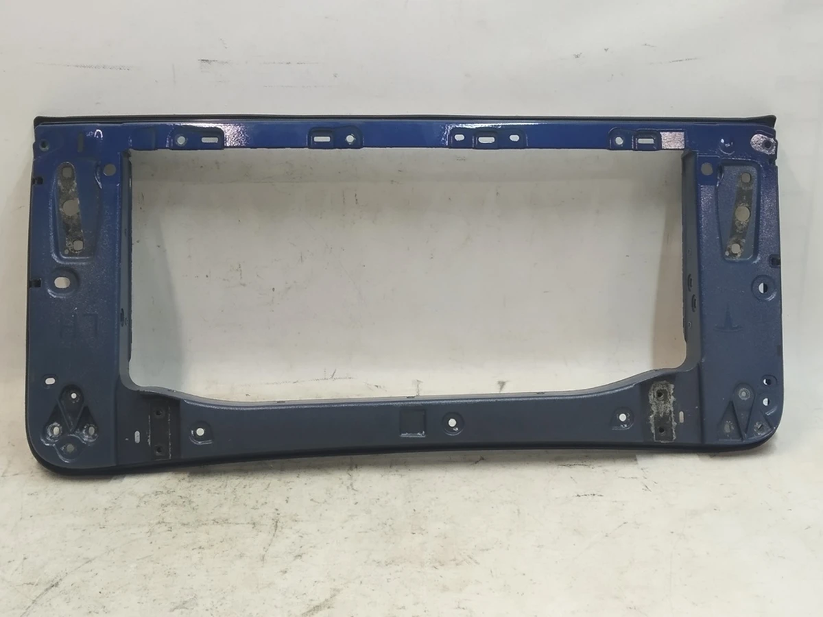 6 Панель верхні двері задньої лівої з ущільнювачем у зборі Tesla Model X 1028768-00-L