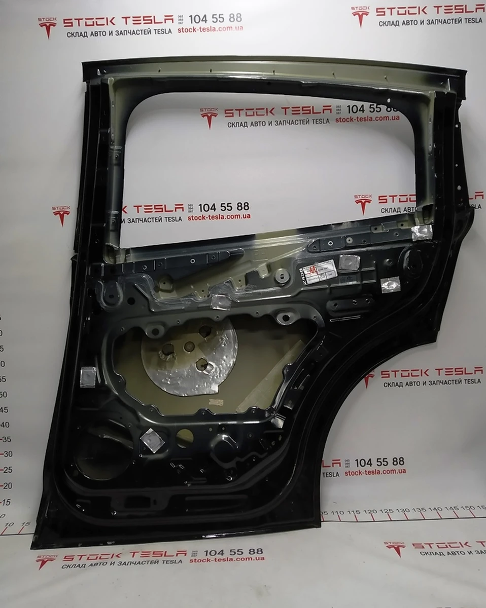 9 Двері задні права (метал) (з пошкодженнями) Tesla model X 1069538-E0-A
