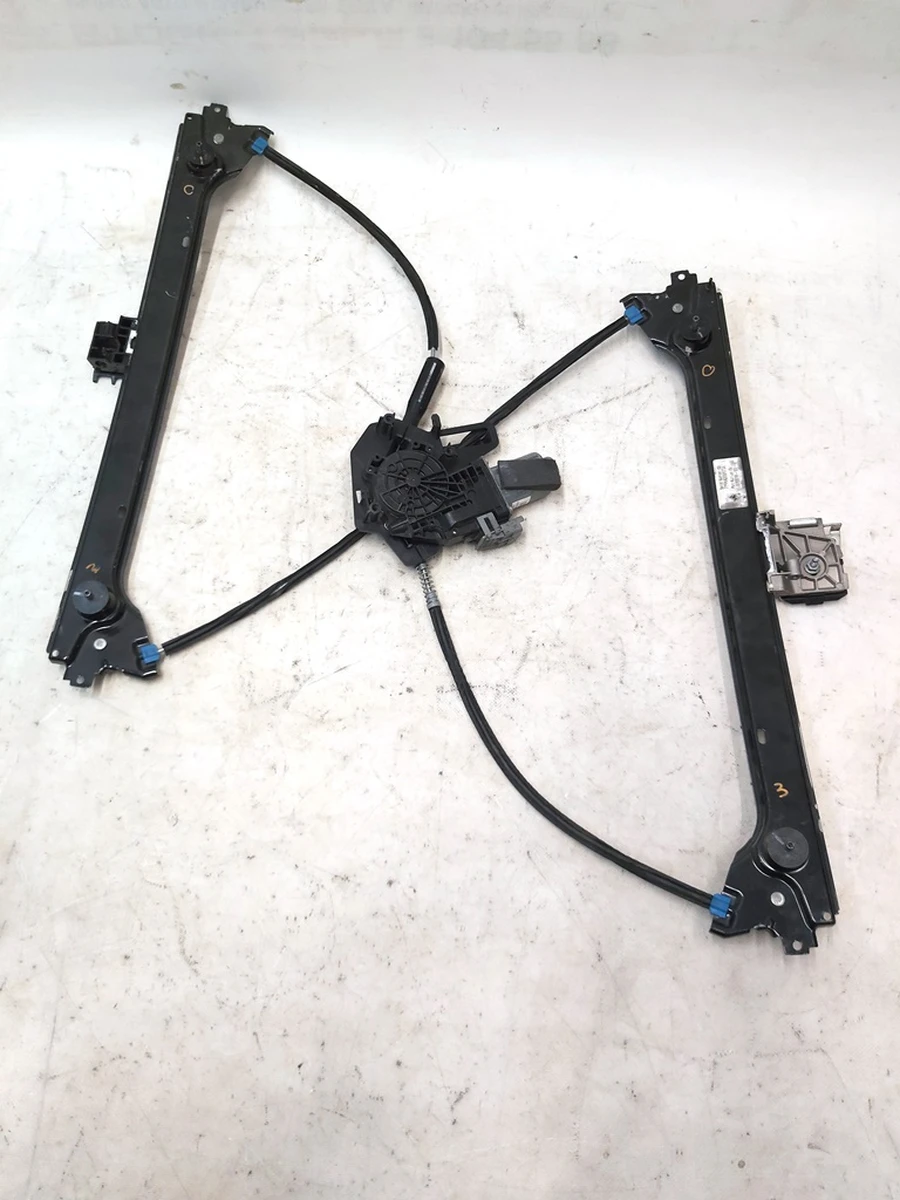 1 Склопідйомник передній лівий Tesla Model X 1028818-00-F