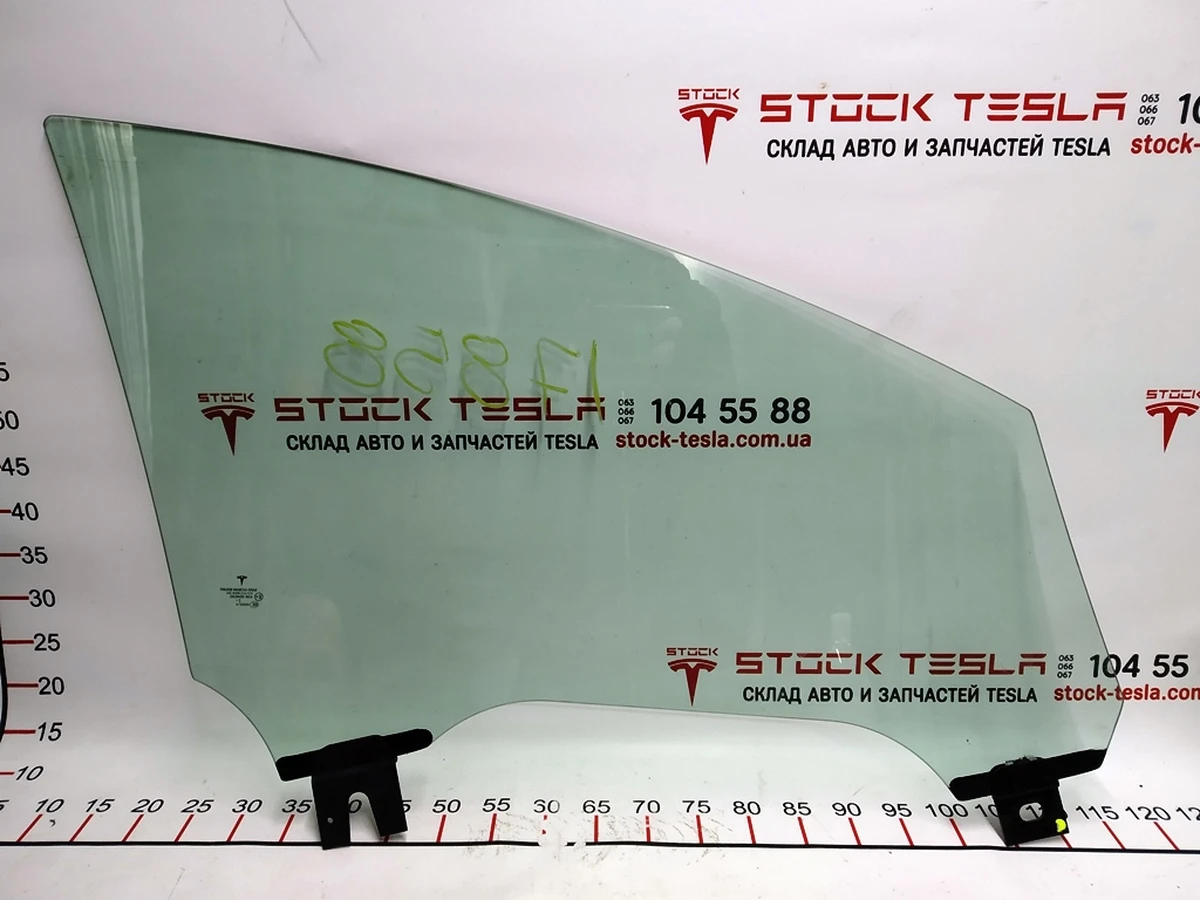 5 Скло дверей передньої лівої Tesla model X 1028822-00-J