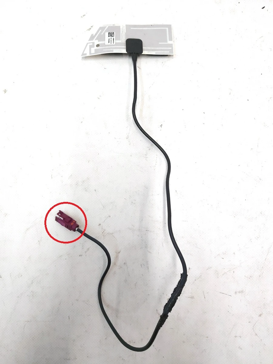 1 Антенна TELL зеркала наружного левого с повреждением Tesla Model S, Model S REST 1041317-00