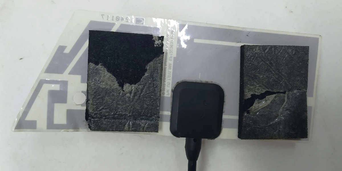 3 Антена TELF дзеркала зовнішнього правого Tesla model S, model S REST 1041318-00-G
