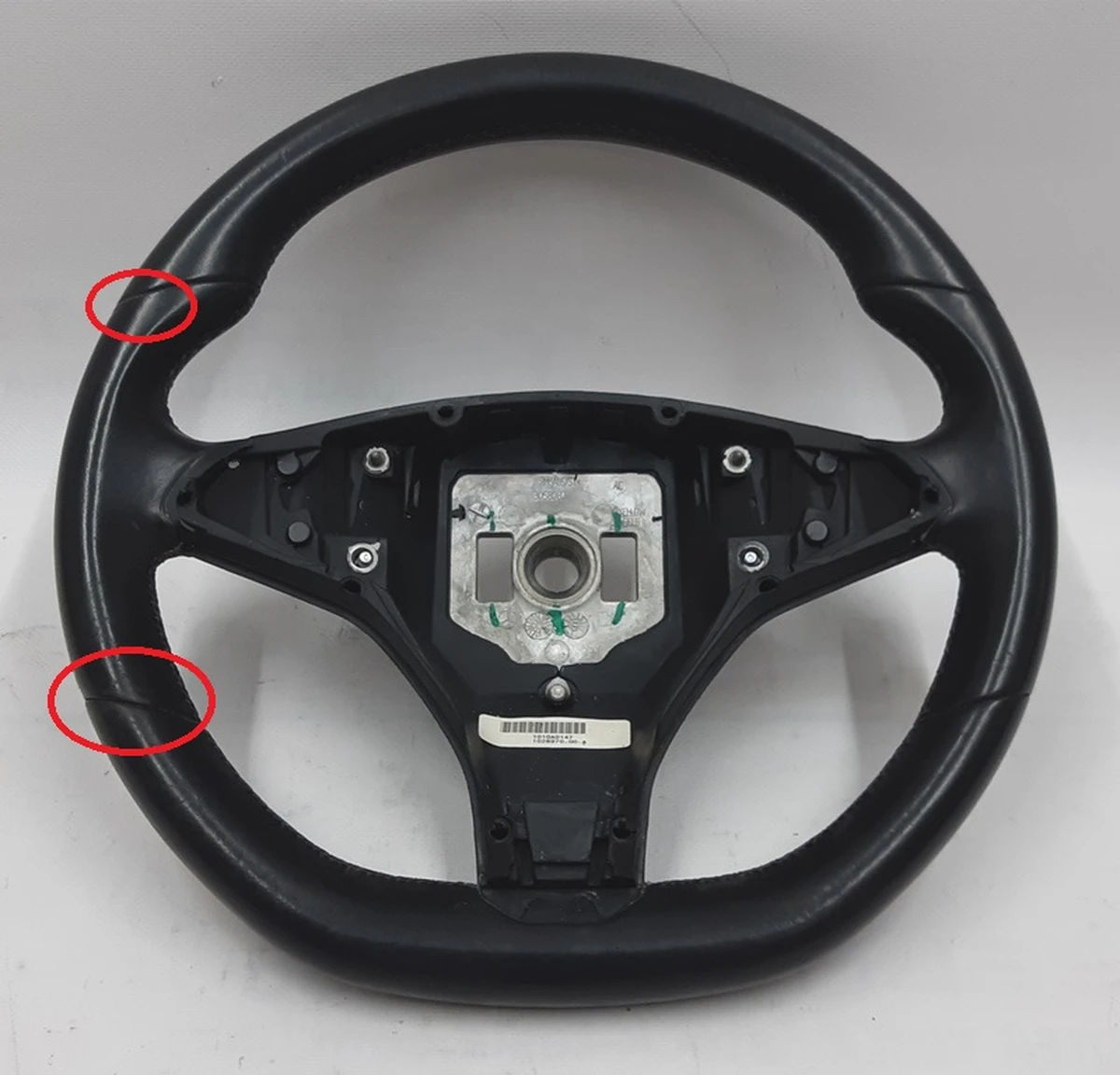 4 Steering wheel PERFORMANCE without airbag with damage Tesla model S 1028970-00-B