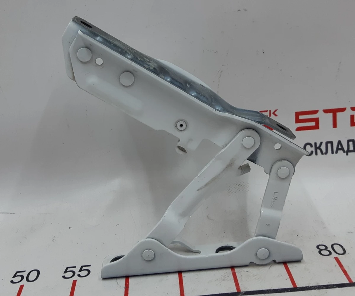 7 Петля крепления капота левая PBCW Tesla model S, model S REST 1029284-99-D
