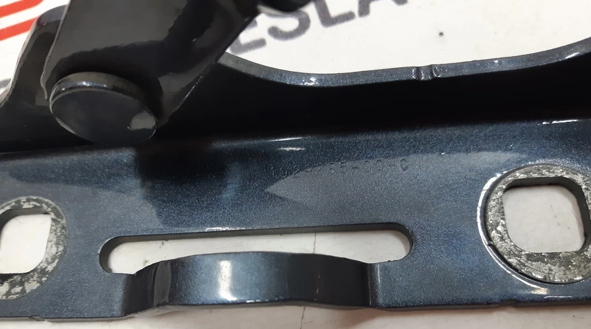 6 Петля крепления капота правая PMNG Tesla model S, model S REST 1029285-99-D