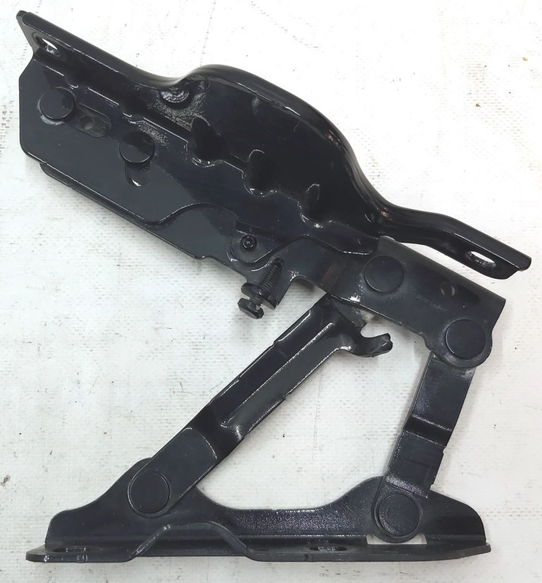 6 Петля кріплення капота права PBSB Tesla model S, model S REST 1029285-99-D