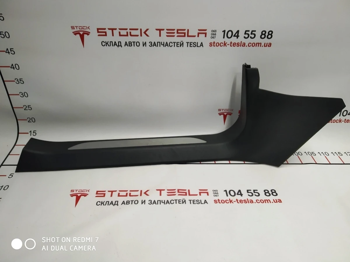 8 Облицювання порога стійки А нижня ліва (зі вставкою) Tesla model S, model S REST