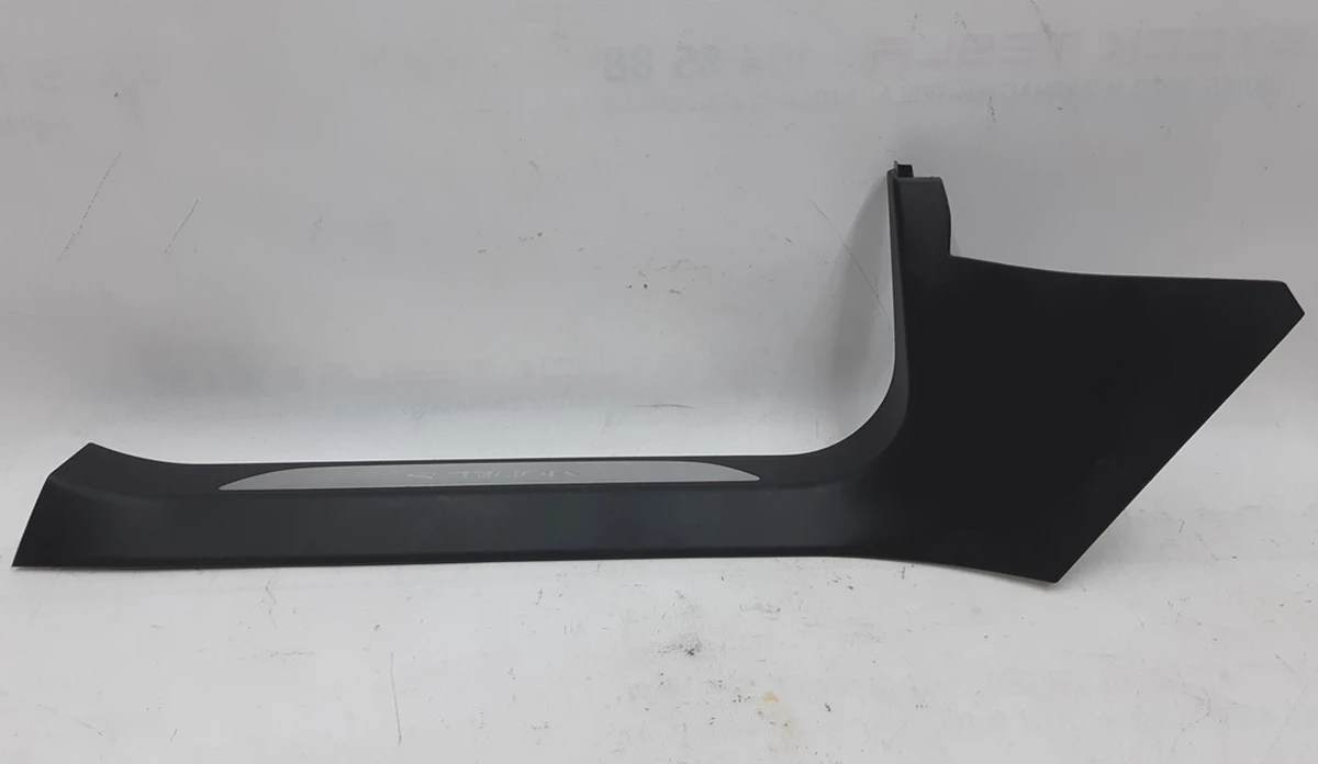 8 Облицювання порога стійки А нижня ліва (зі вставкою) з пошкодженням Tesla model S, model S REST 1030390-00-F