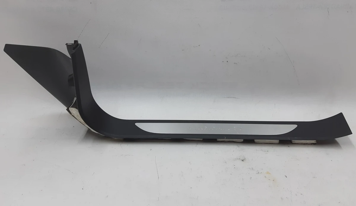 8 Облицювання порога стійки А нижня ліва (зі вставкою) з пошкодженням Tesla model S, model S REST 1030390-00-F